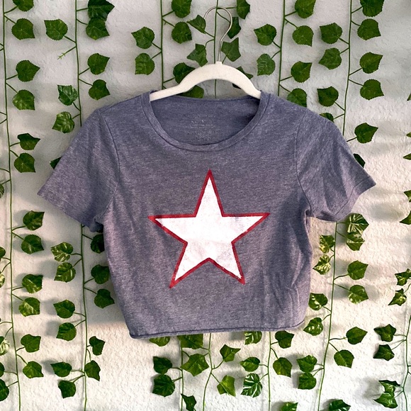 Stylish Gray Crop Top. - Picture 1 of 1